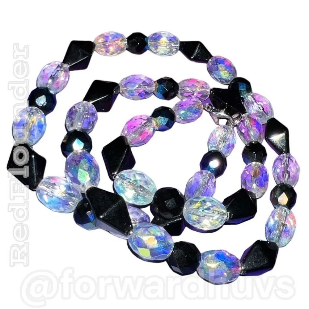 Black and Clear Faceted Rhinestone Necklace With Silver Tone Clasp